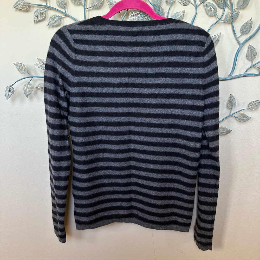 Sutton Cashmere black/grey stripe with pink/gray heart sweater no size t… - Picture 4 of 8